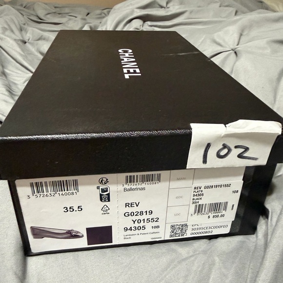 CHANEL Classic Black Ballet Flats - Picture 4 of 6